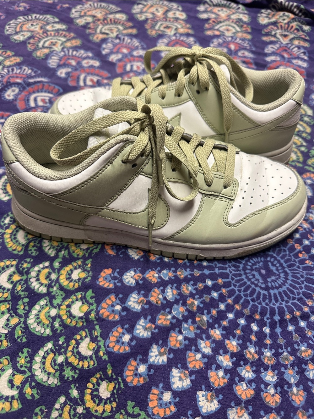 Nike Low-Top Sneakers in Olive Green and White